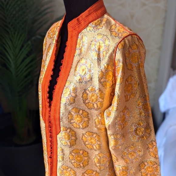 Moroccan Silk Jacquard Jacket - Picture 2 of 6